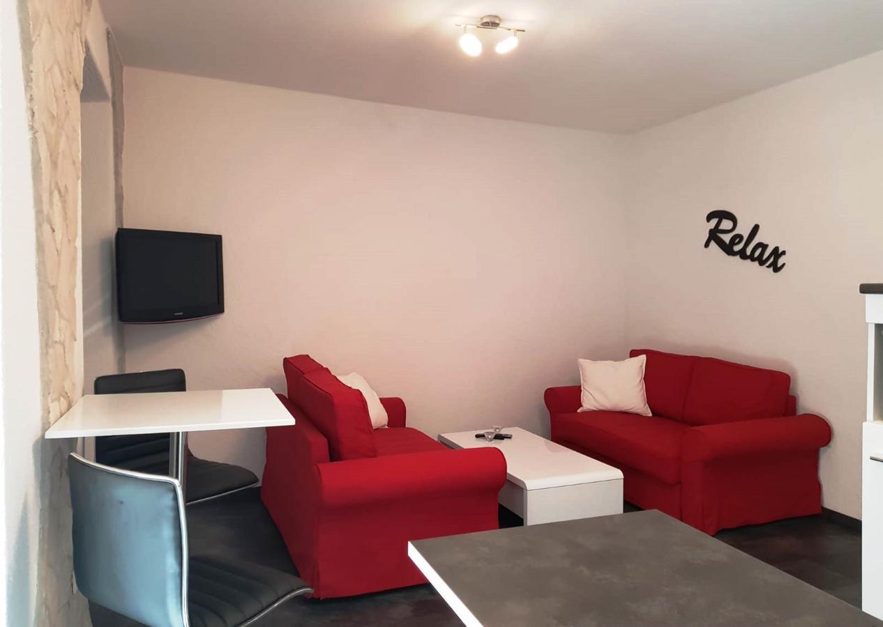 Excelsior Apartments Ровинь Экстерьер фото